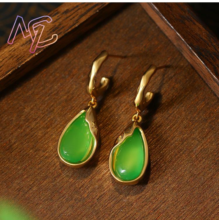Anting Tetesan Air Batu Giok A - Earrings ulasan dan harga